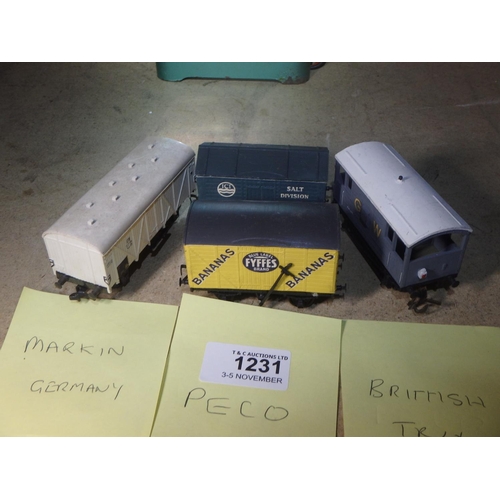 1231 - 1 MARKIN GERMANY ,2 PECO AND 1 BRITTISH TRIX WAGONS