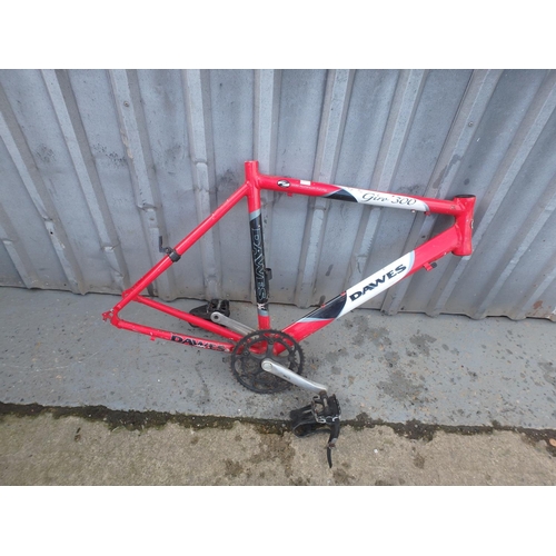 23 - DAWES GIRO 300 RACING BIKE FRAME