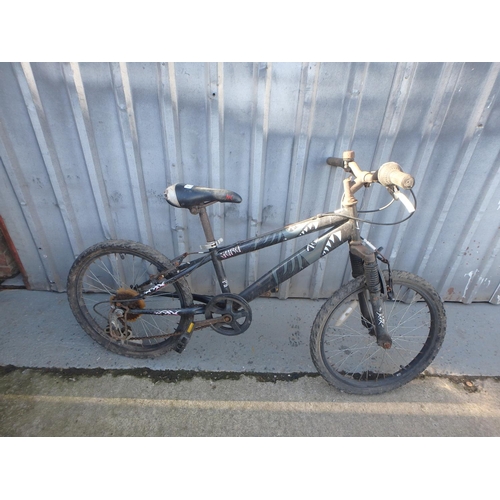 4 - CHILDS MOUNTAIN BIKE