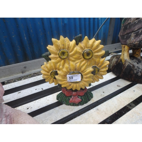 59 - METAL SUNFLOWER GARDEN ORNAMENT