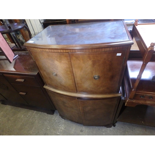 1957 - GLASS TOPPED CABINET