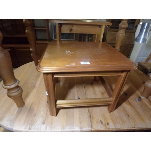 1043 - WOODEN SIDE TABLE