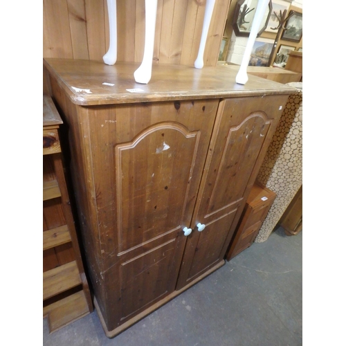 1050 - PINE CUPBOARD