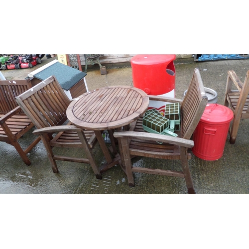 197 - WOODEN PATIO SET