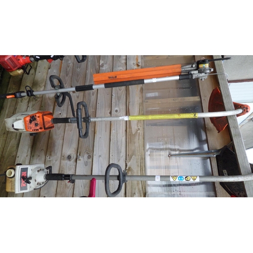 20 - STIHL STRIMMER