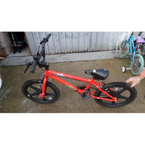 6 - SHOCKWAVE BMX BIKE