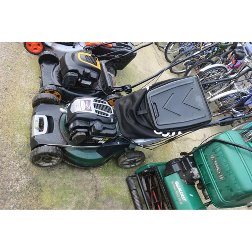 37 - ACTO QUATTRO 225V LAWN MOWER