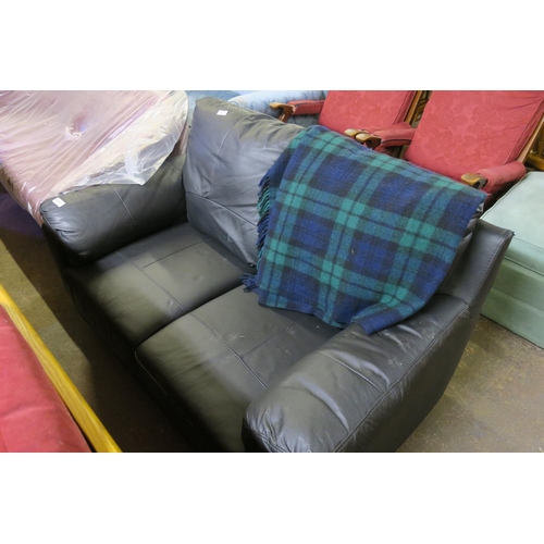 1048 - 2 SEATER LEATHER SOFA