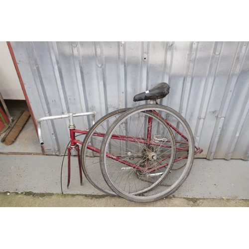 18 - RETRO RED RALEIGH LADIES BICYCLE