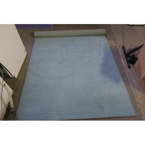 632 - LIGHT BLUE RECTANGULAR RUG