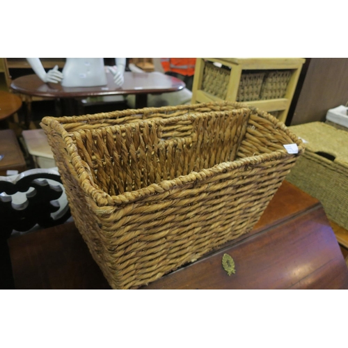 1775 - MAGAZINE BASKET