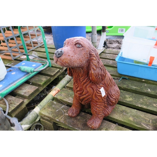 33 - GLAZED CONCRETE SPANIEL GARDEN ORNAMENT