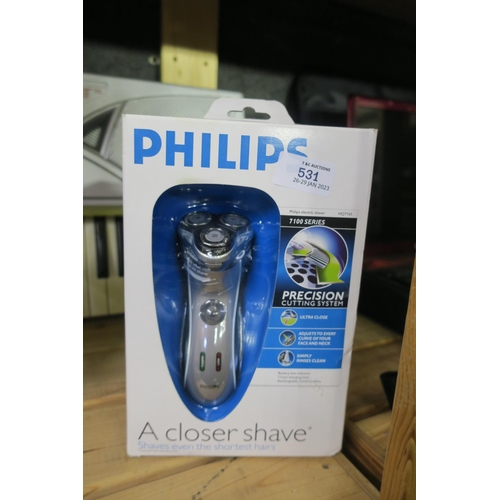 531 - PHILLIPS 7100 SERIES ELECTRIC SHAVER