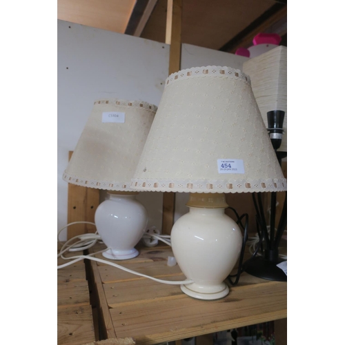 454 - PAIR OF GINGER JAR SHAPED LAMPS