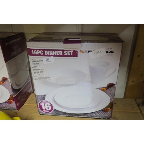 427 - WHITE DINNER SET