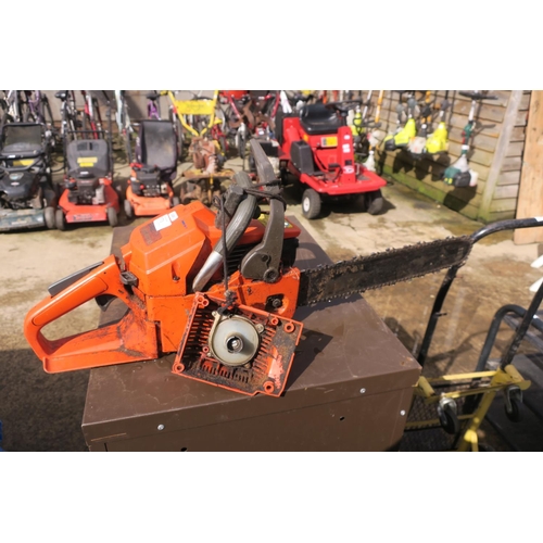 173 - HUSQVARNA CHAINSAW