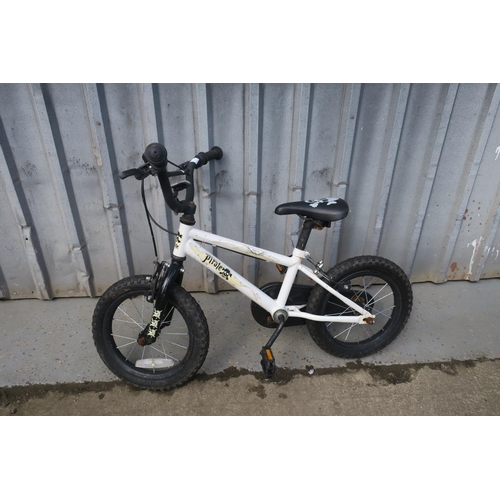 20 - PIRATE CHILDS BMX BIKE