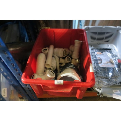 2132 - TUB OF PLUMBING FITTINGS