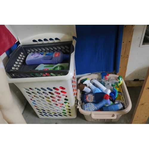 403 - LAUNDRY BIN AND BASKET WITH  CLEANING PRODUCTS