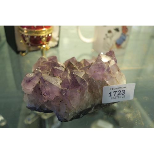 1723 - PIECE OF GENUINE AMETHYST