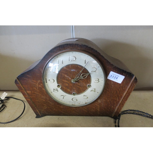 1124 - VINTAGE MANTLE CLOCK