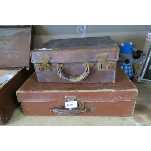 1139 - TWO SMALL VINTAGE SUITCASES