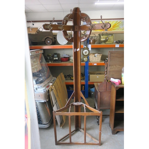 1185 - COAT AND HAT CORNER STAND - POSSIBLY FROM A CHURCH