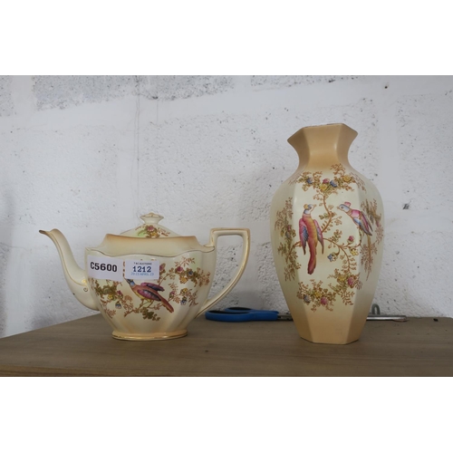 1212 - ANTIQUE CROWN DUCAL BLUSHWARE VASE AND TEAPOT - INTRICATE BIRD OF PARIDISE PATTERN