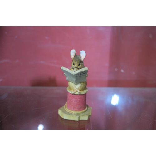 1296 - BEATRIX POTTER CERAMIC FIGURINE 'TAILOR OF GLOUCESTER'