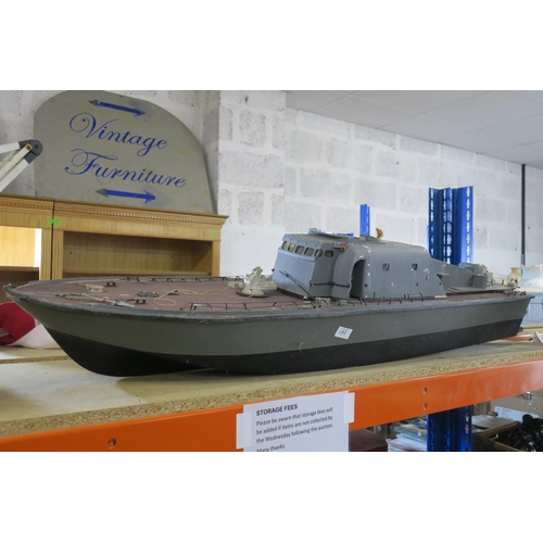 1353 - LARGE MODEL BOAT - PRECEDENT PERKASA TORPEDO BOAT