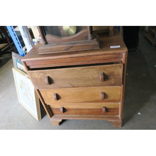 1386 - OAK CHEST OF DRAWERS