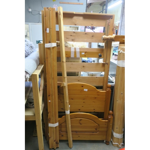 615 - SINGLE PINE BED