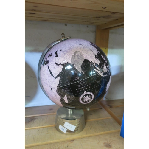 656 - TURNING GLOBE ON STAND