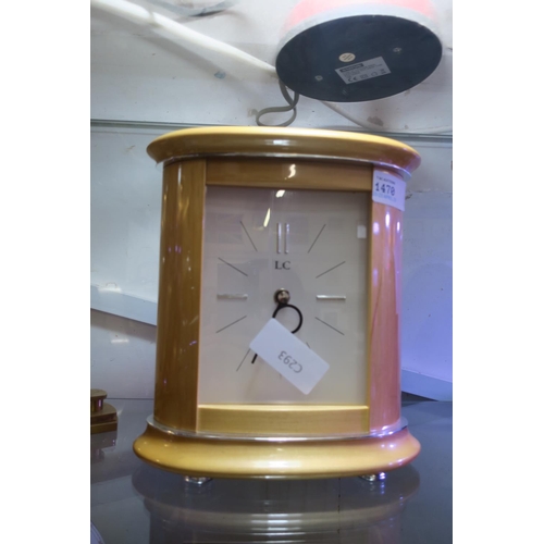 1470 - LARGE LIGHT WOOD COLOUR LC MANTLE  CLOCK