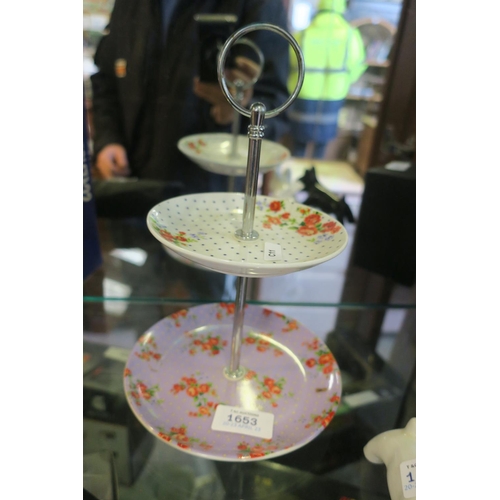 1653 - A MINI CAKE STAND