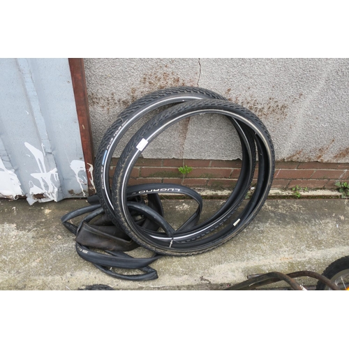 5 - BICYCLE TYRES AND INNER TUBES