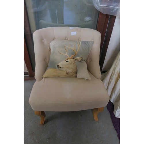 401 - NURSING CHAIR