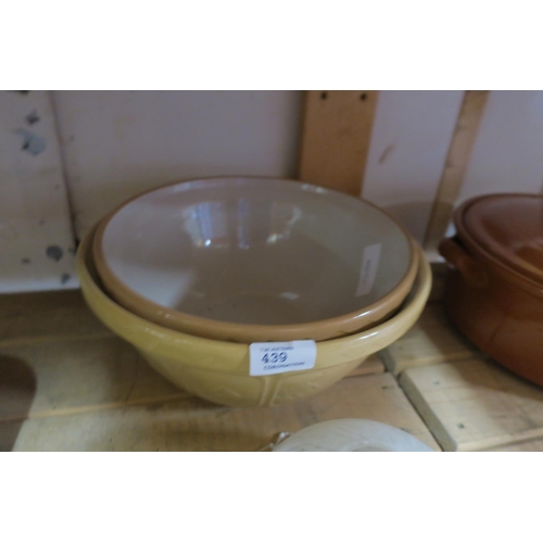 439 - 2 MIXING BOWLS