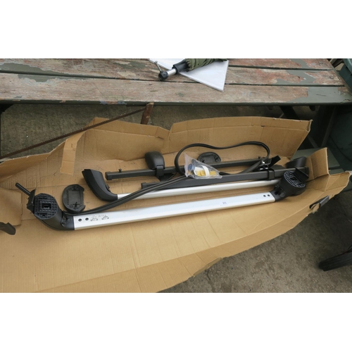 251 - ROOF BARS FOR TOYOTA YARIS