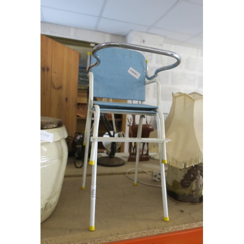 1375 - TRIANG TOY HIGH CHAIR