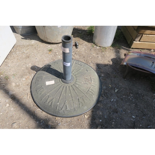 179 - PATIO UMBRELLA STAND