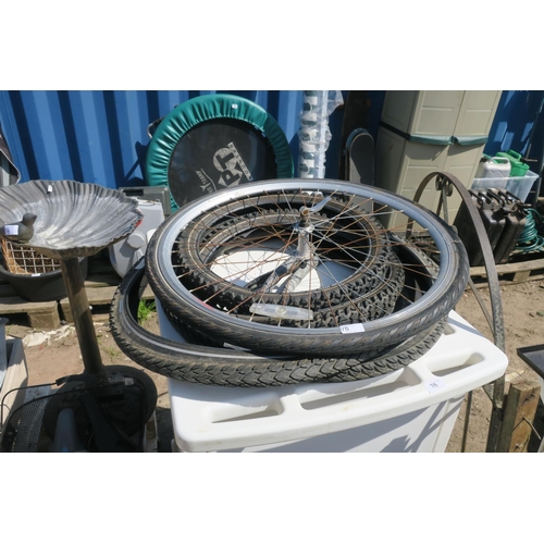 75 - SELECTION OF BICYCLES WHEELS AND TYRES