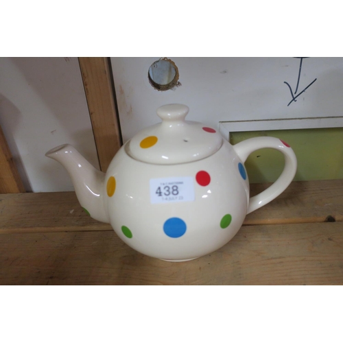 438 - SPOTTED TEAPOT