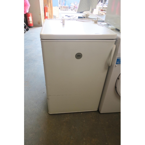 644 - UNDER COUNTER FRIDGE FREEZER