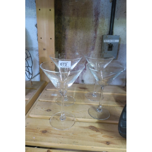 673 - 4 COCKTAIL GLASSES