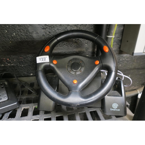 722 - DREAMCAST STEERING WHEEL