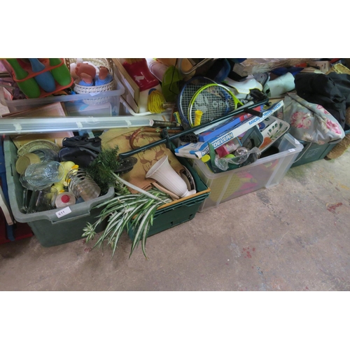 770 - LARGE BAY OF HOUSEHOLD CLEARANCE ITEMS