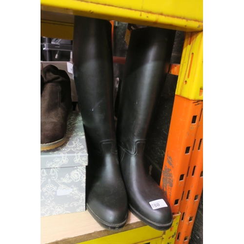 780 - PAIR OF HARRY HARRY HALL RIDING BOOTS