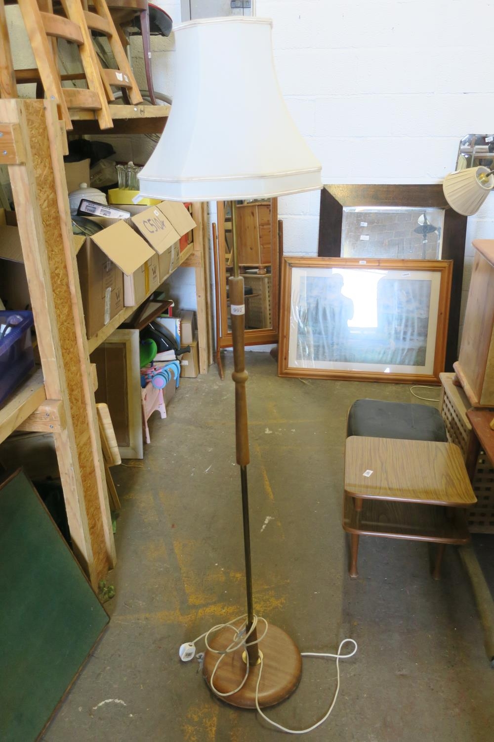 VINTAGE STANDARD LAMP