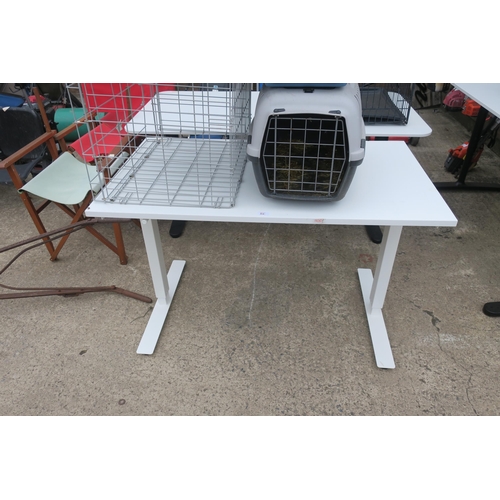 64 - WHITE ADJUSTABLE HEIGHT TABLE